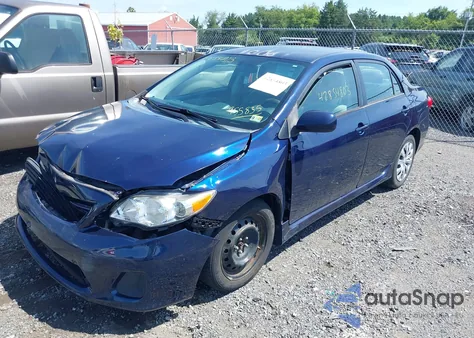 2013 Toyota Corolla Le z USA, uszkodzony, nr VIN 2T1BU4EE7DC955835